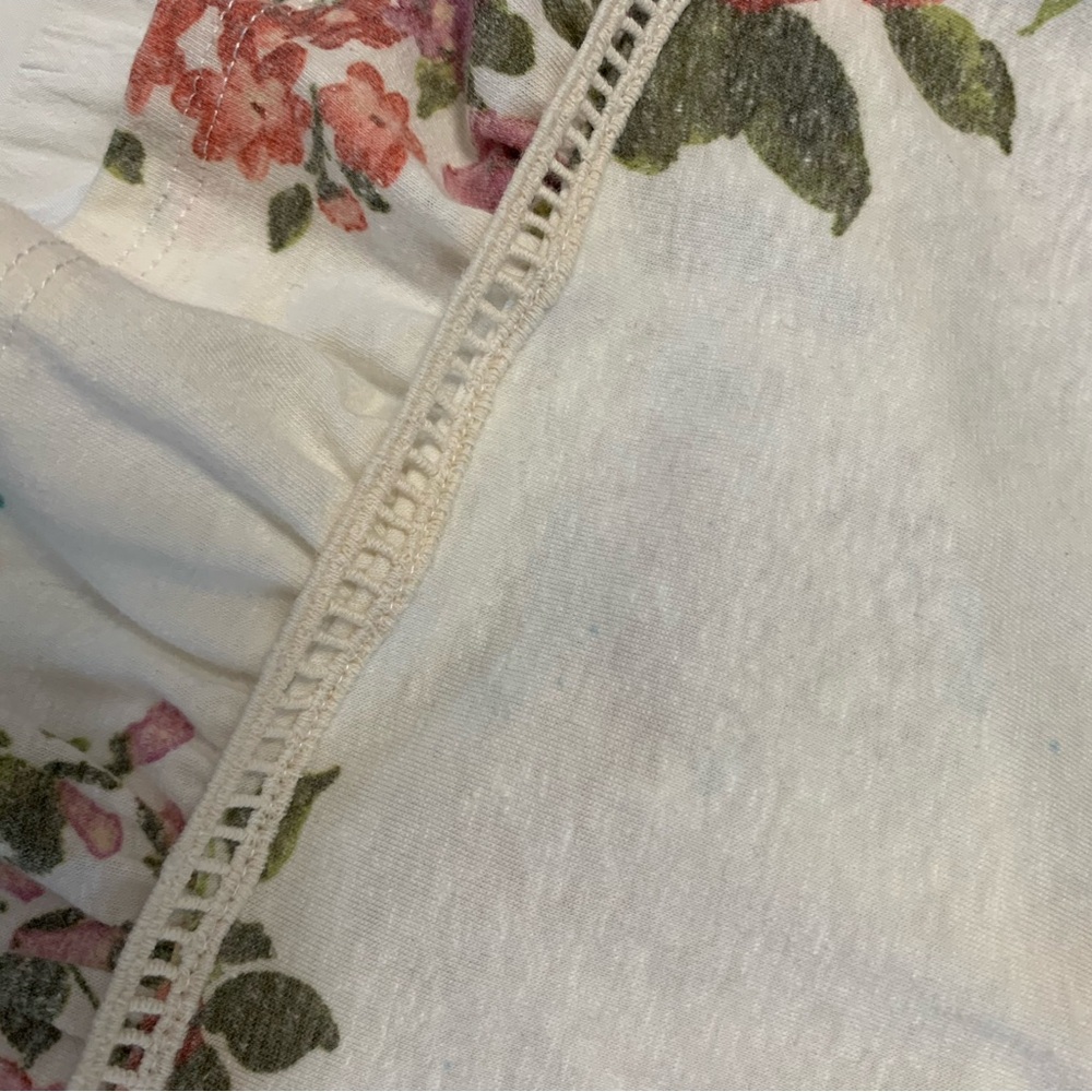Kye Mi Floral Dress - Picture 7 of 16